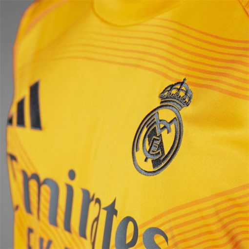 Adidas Real Madrid 2024/25 Men's Away Shirt - Image 10