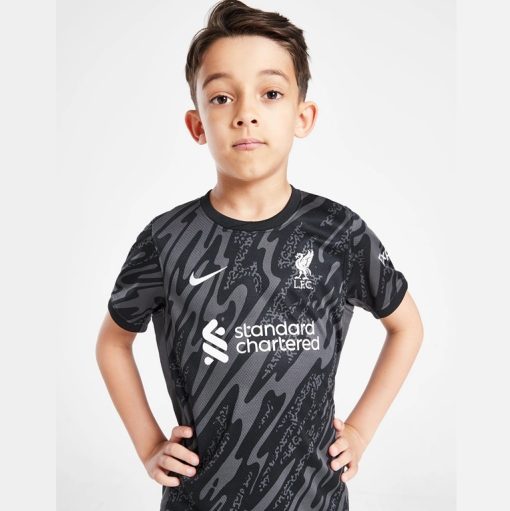 Nike Liverpool 2024/25 Infant Black Goalkeeper Stadium Shirt & Shorts Set - Image 2